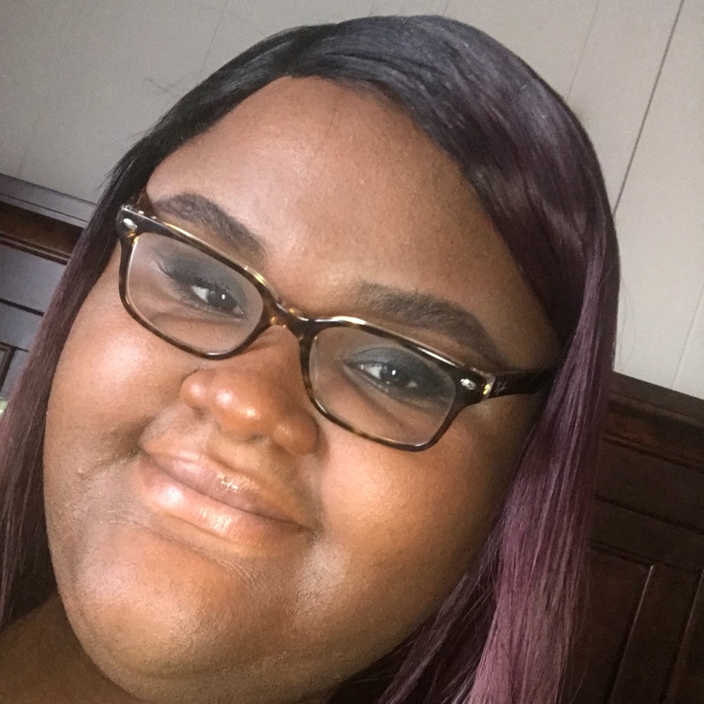 Meet your Posher, Jasmine